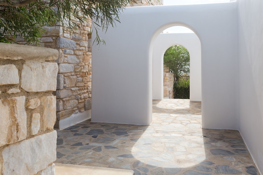 Calme Boutique Hotel Paros 47/50
