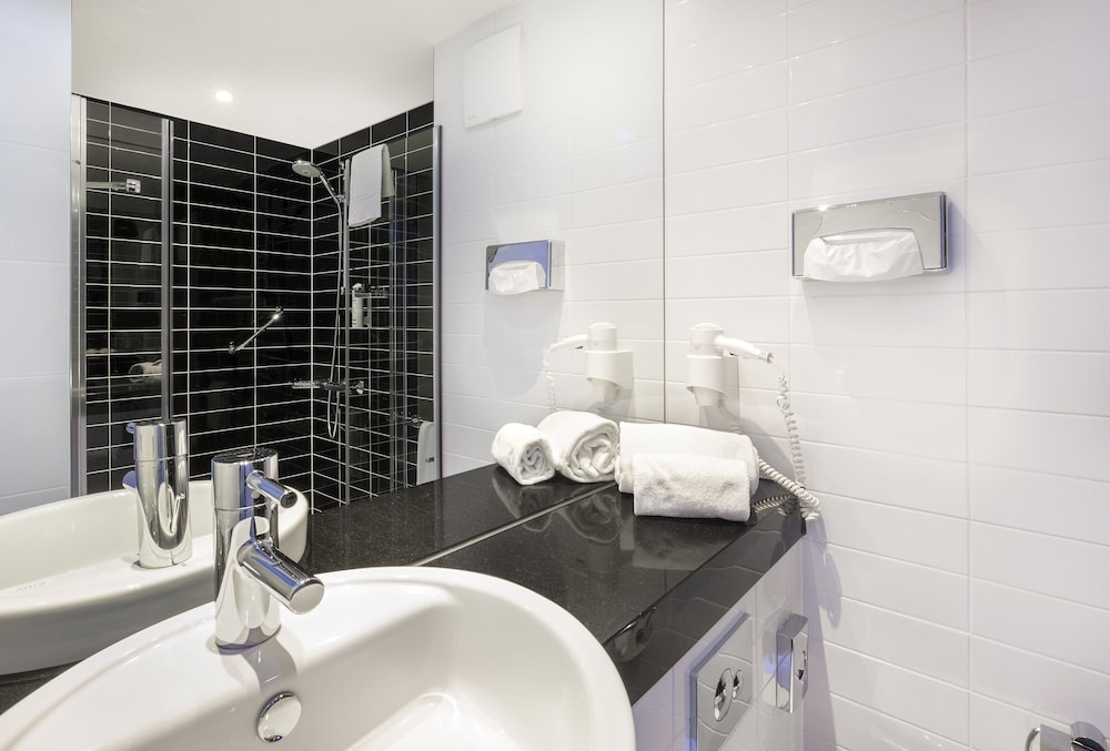 Holiday Inn Express Friedrichshafen 25/76