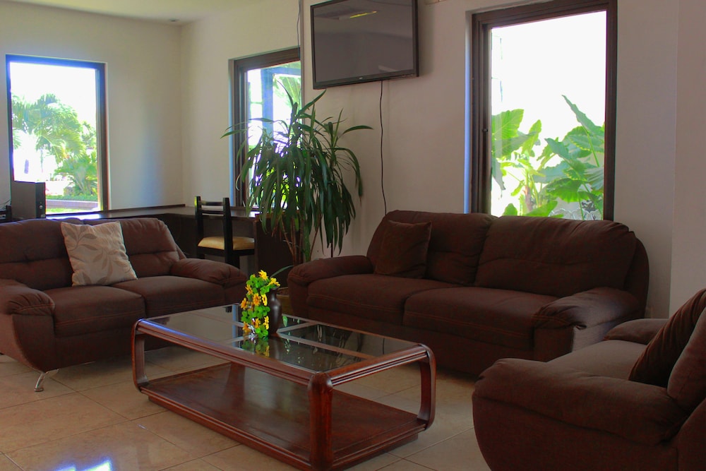 Quijote Inn Hotel 44/67