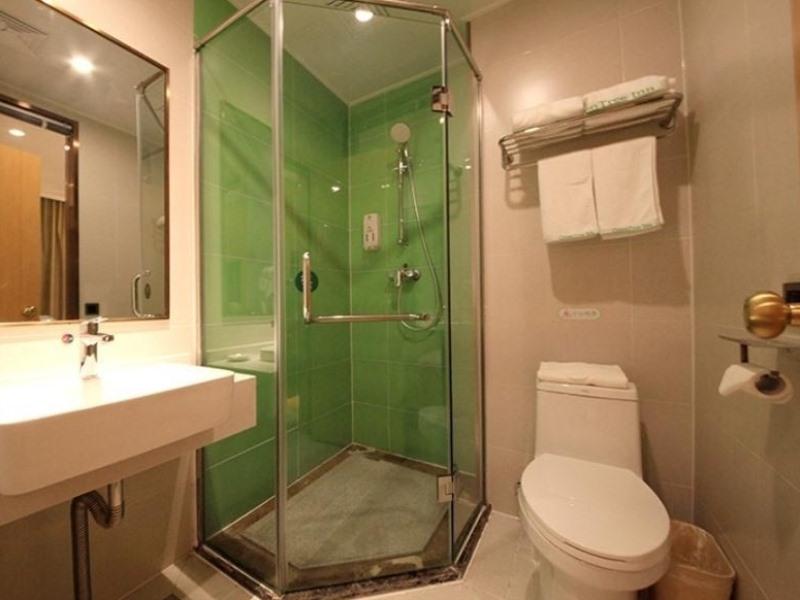 GreenTree Inn Nantong Qidong Binhai Industrial Park Zone Nanhai Road Express Hotel 21/23