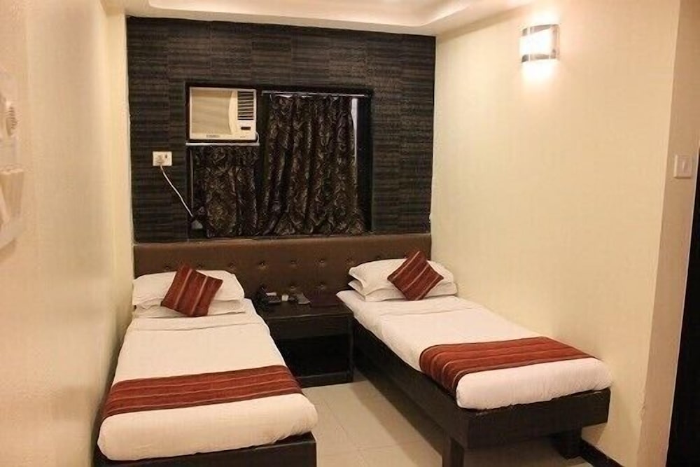 Fortune Hotel 27/39