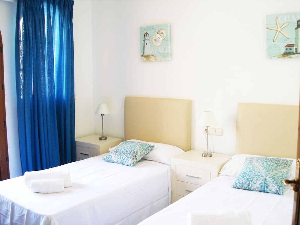 Montemares Golf Luxury Apartments 10/50
