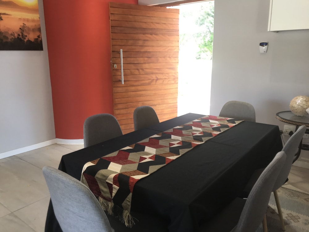 Lauradale Accommodation 20/50