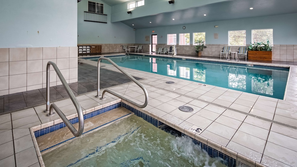 Best Western Plus Grant Creek Inn 24/40