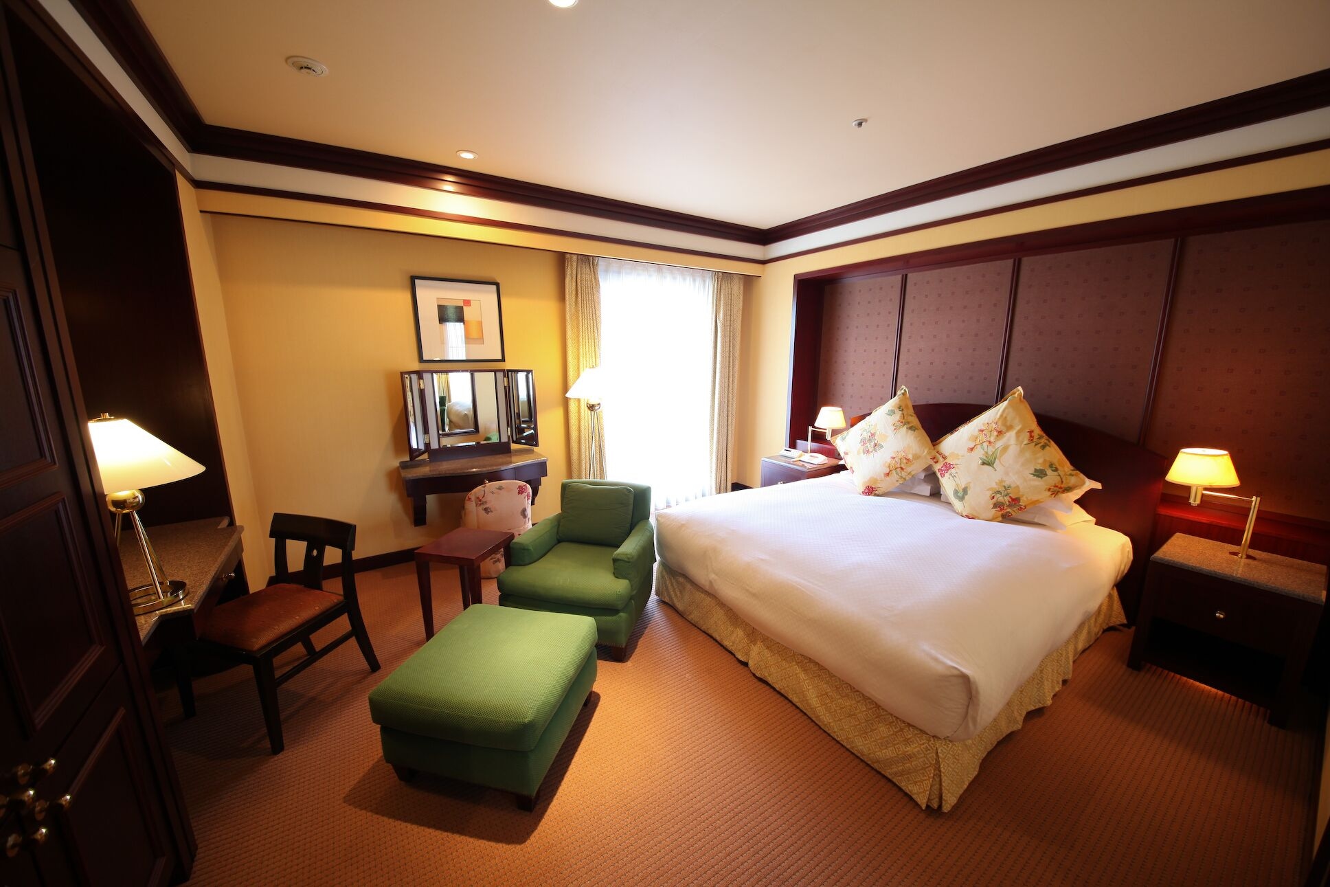 DELUXE, DOUBLE BED