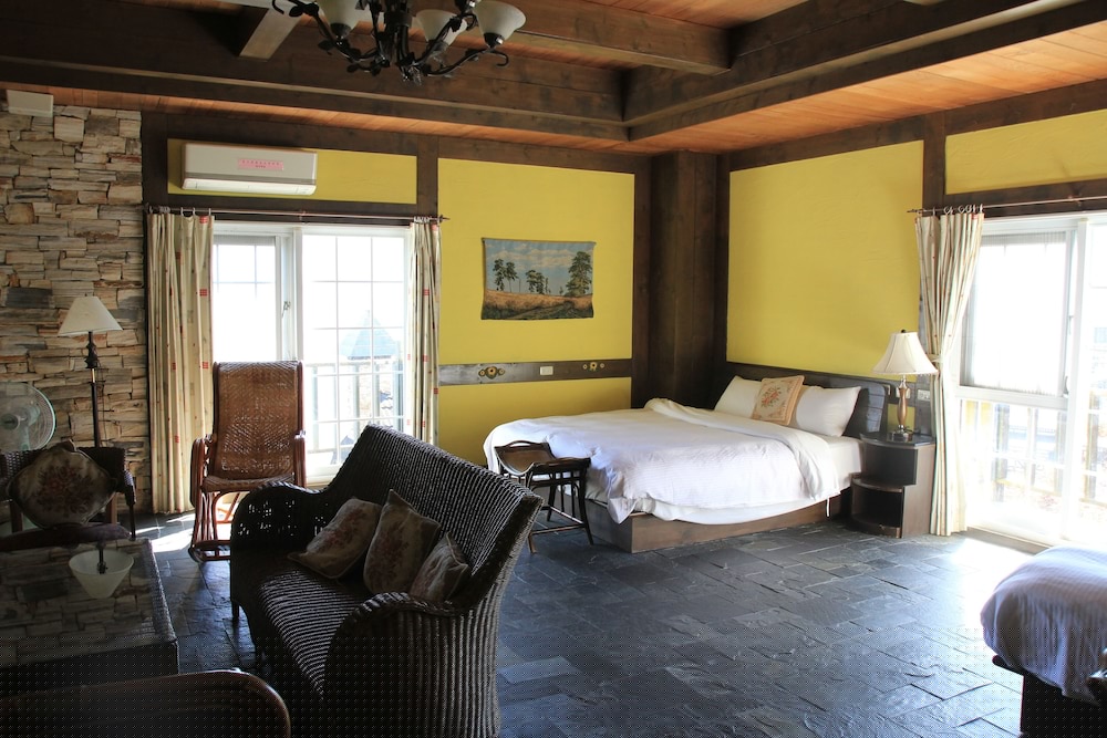 Provence Rose Lodge In Ching Jing 9/50