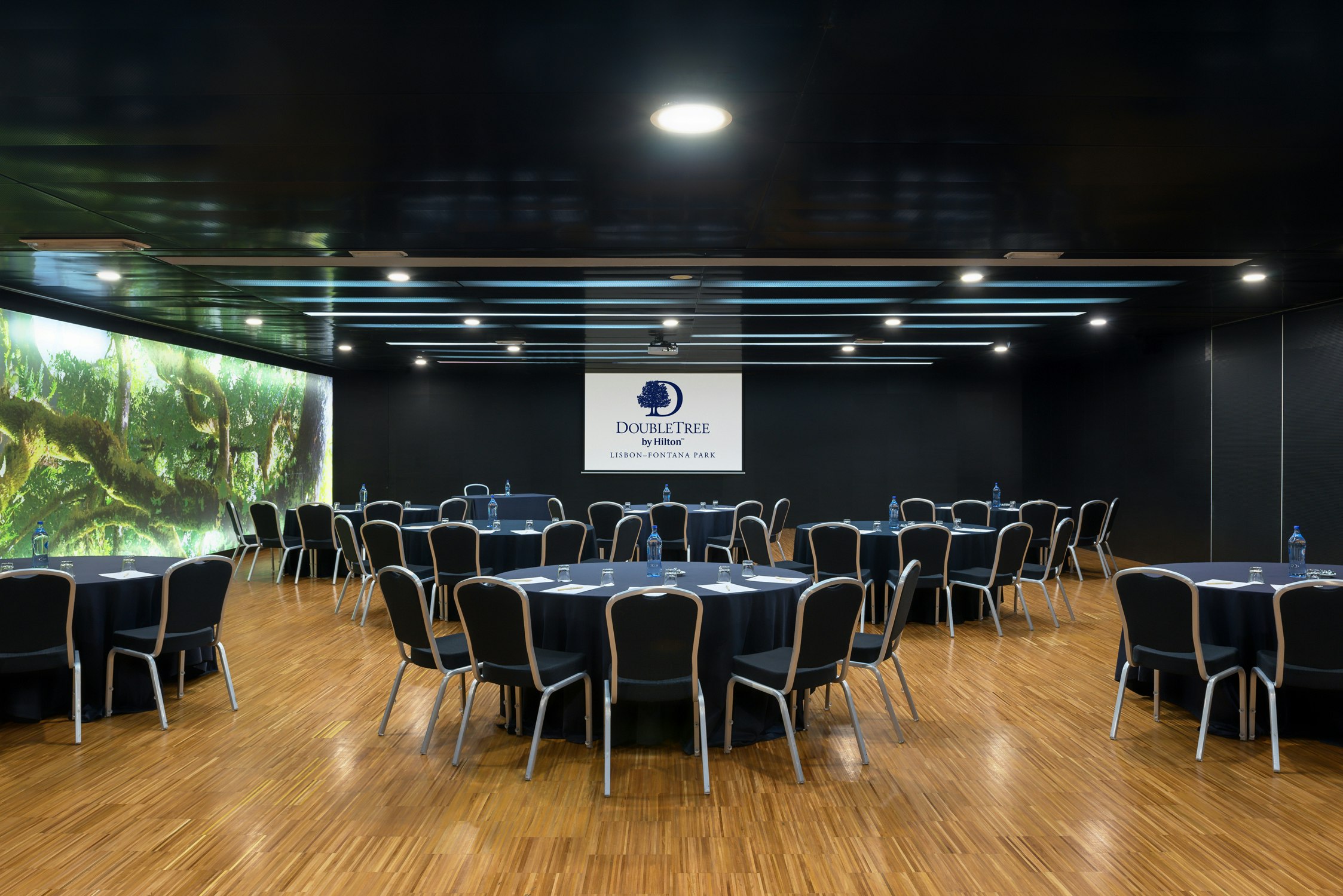 Doubletree By Hilton Lisbon Fontana Park 76/86
