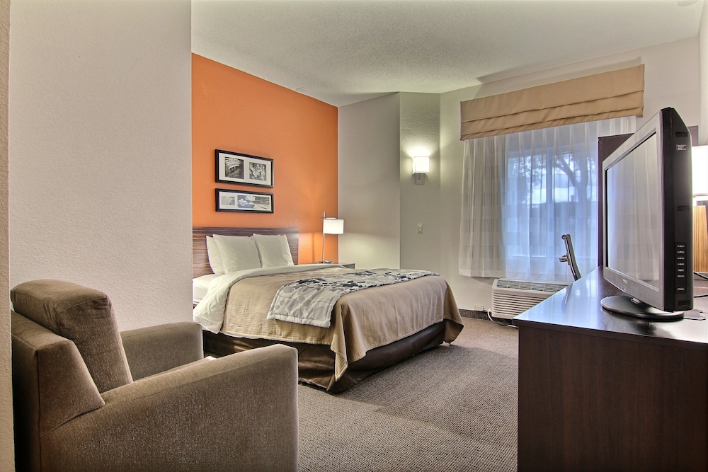 Sleep Inn Ormond Beach - Daytona 30/35