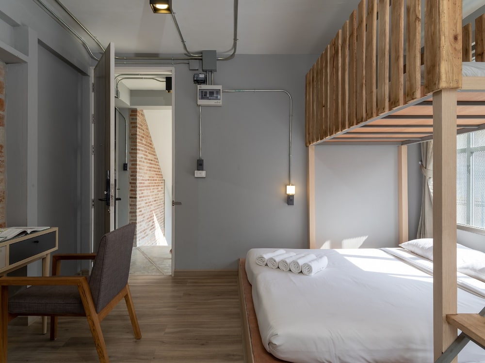 Arch39 Art & Craft Hotel 45/75