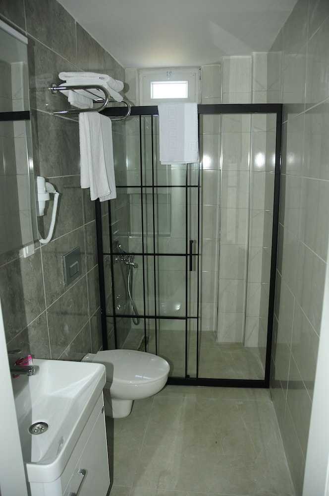 MELIS OTEL 40/40