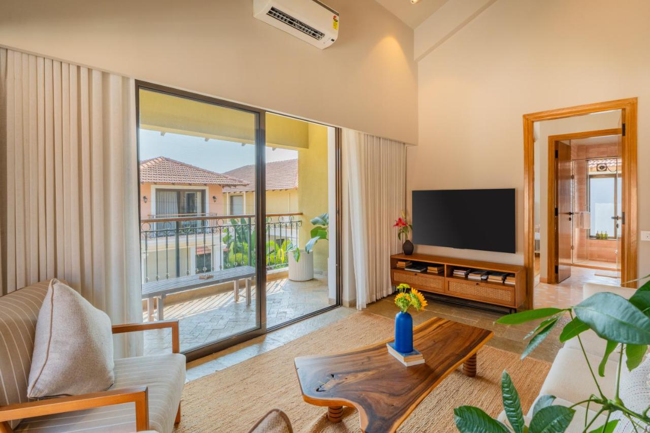 ELIVAAS Amado Villa Shai 4 BHK with Pvt Pool,Gazebo and Ent Lounge 39/60