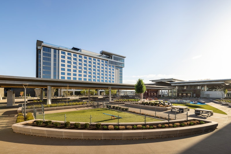 Hilton BNA Nashville Airport Terminal 3/53