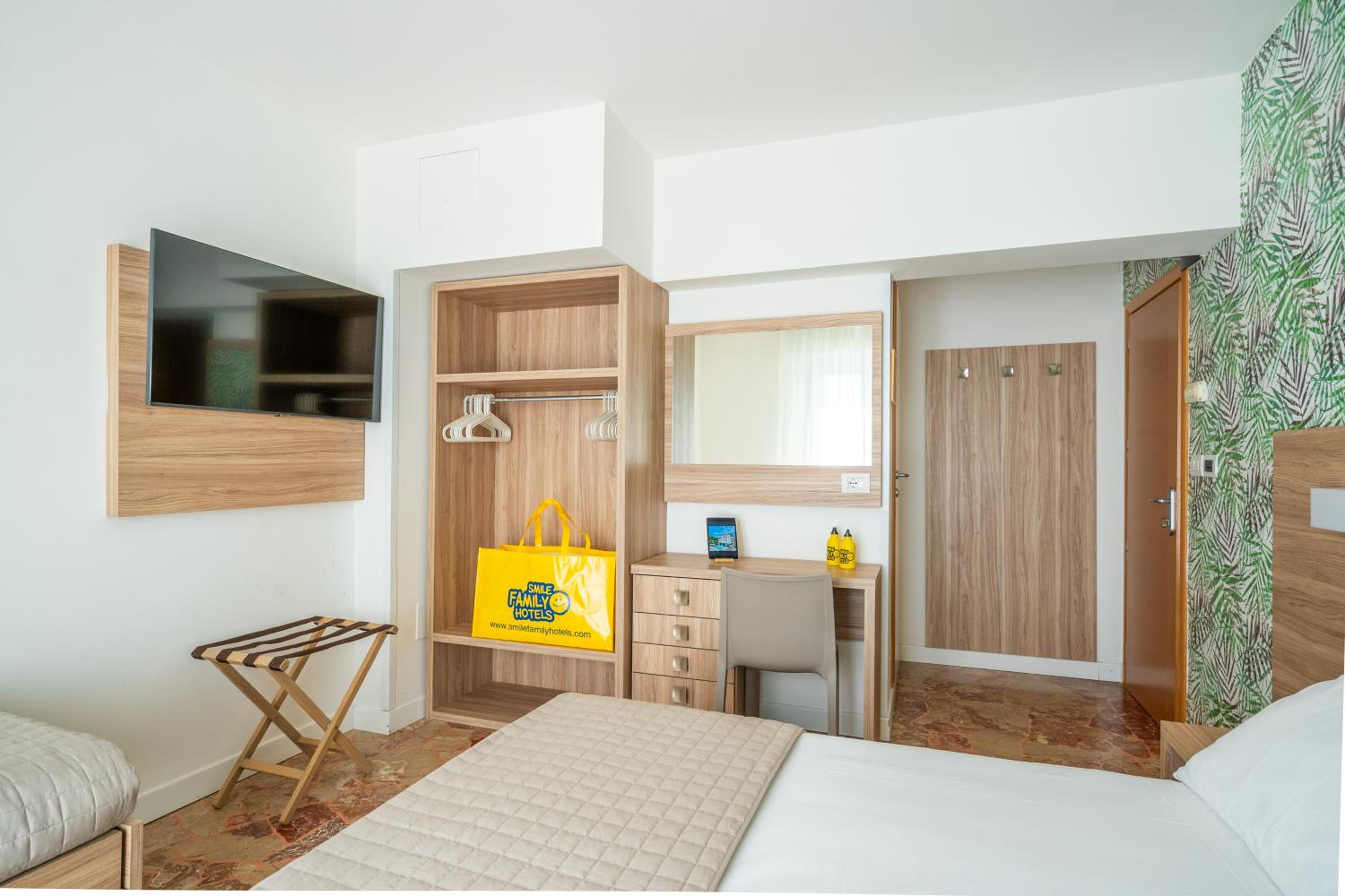 Hotel Lotus 30/50