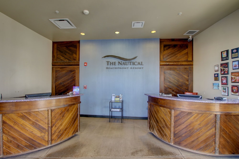 The Nautical Beachfront Resort 11/70
