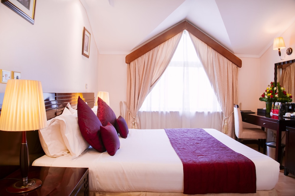 Boma Inn Nairobi 11/50