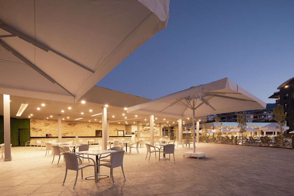 Green Garden Resort Spa and Hotel 35/41