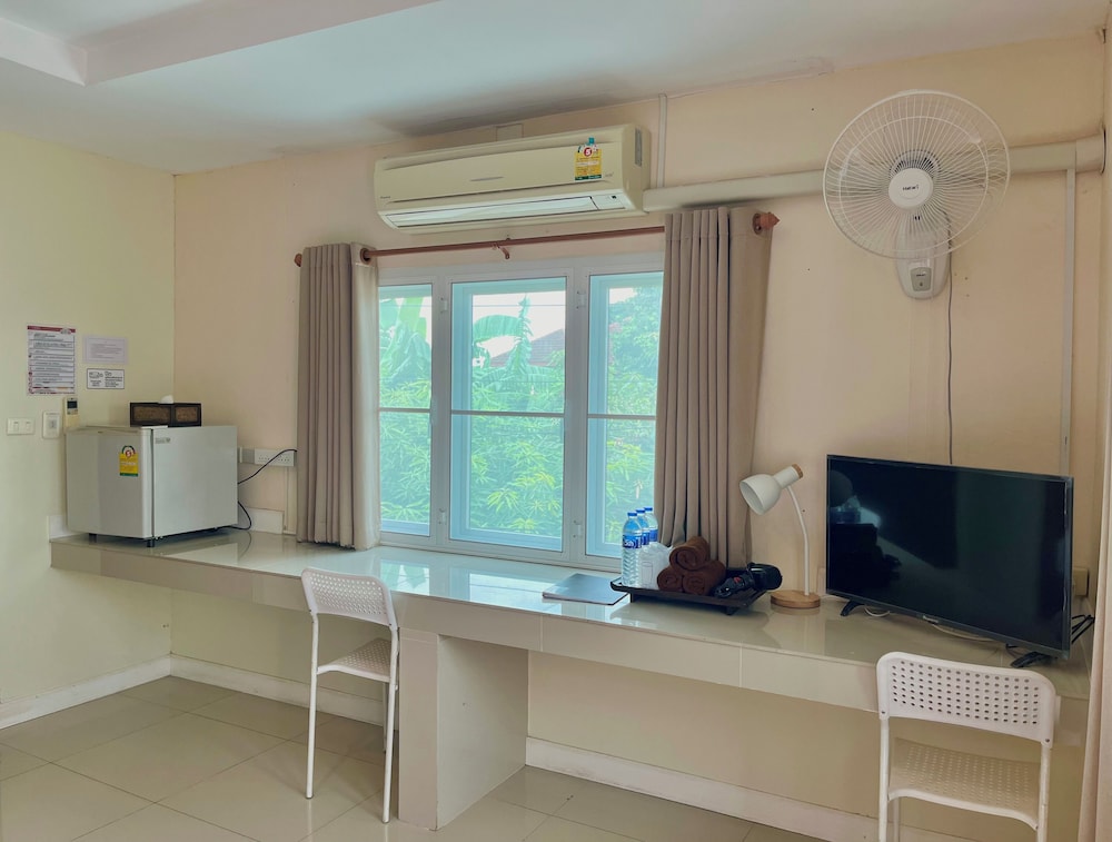 Baan Baramee Guesthouse 36/50