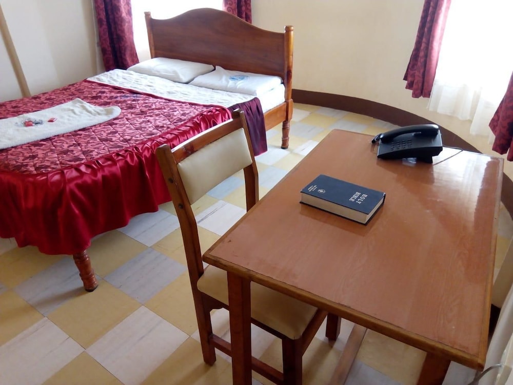 Nanyuki Simba Lodge 9/14