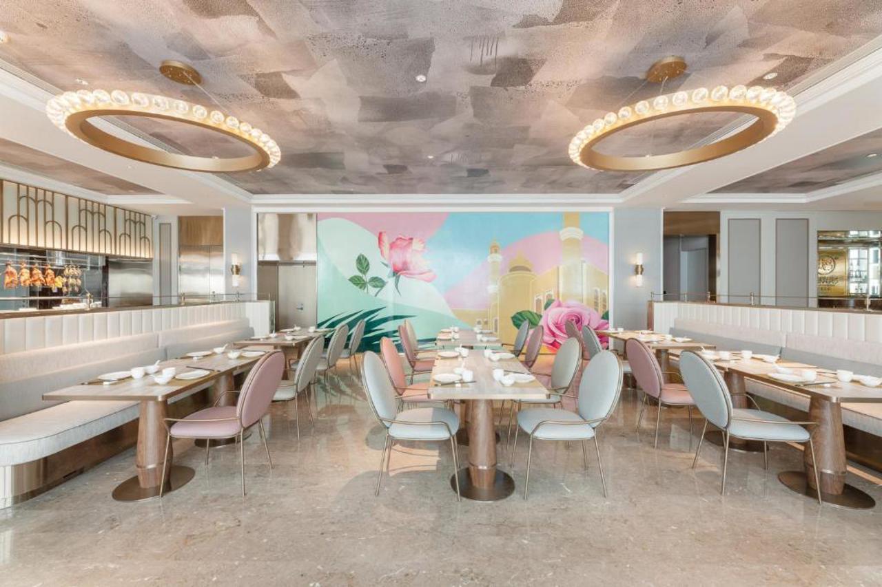 Mercure Urumqi Doowin Wanda Plaza 20/23