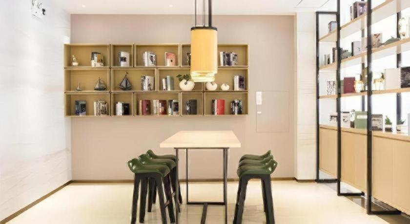 City Comfort Inn Yuzhou Dayuxiang 45/48