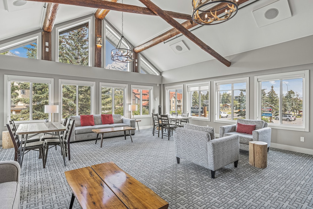 Basecamp Lodge Canmore 48/63
