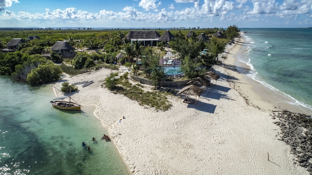CORAL LODGE 36/50