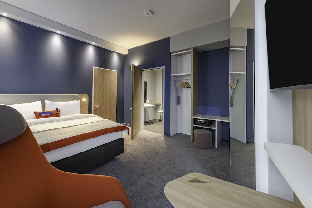 Holiday Inn Express Regensburg 24/46