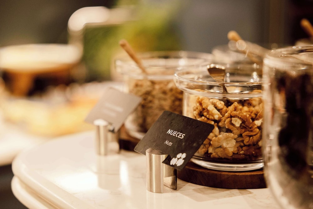 RADISSON BLU MADRID PRADO 42/74