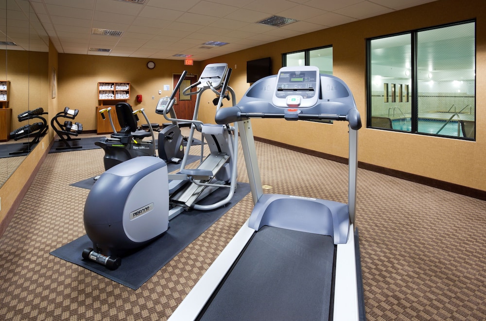 Holiday Inn Express Hotel And Suites Mason City 39/76
