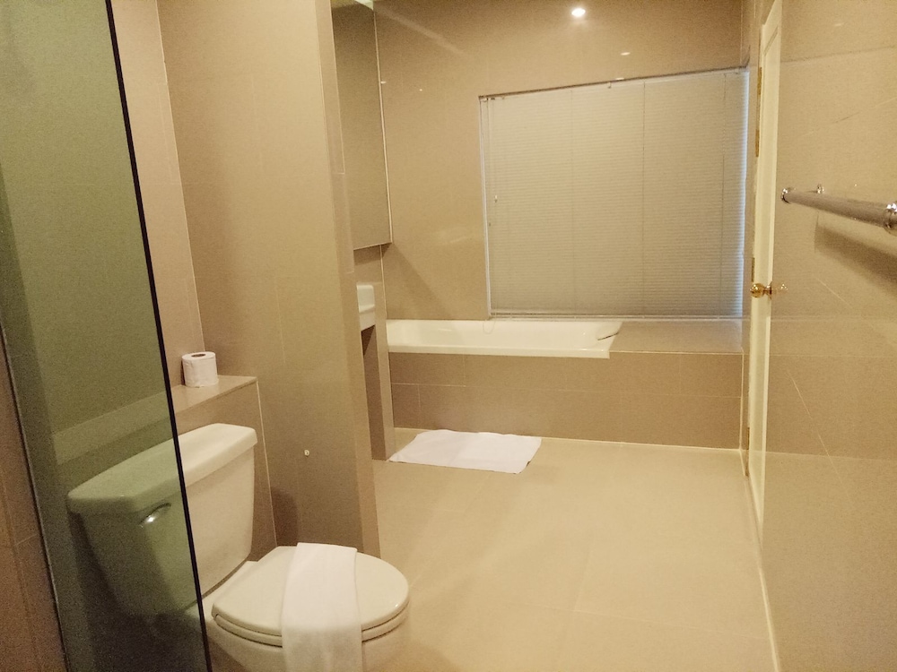 Khuang Singh Residence Chiangmai 45/50
