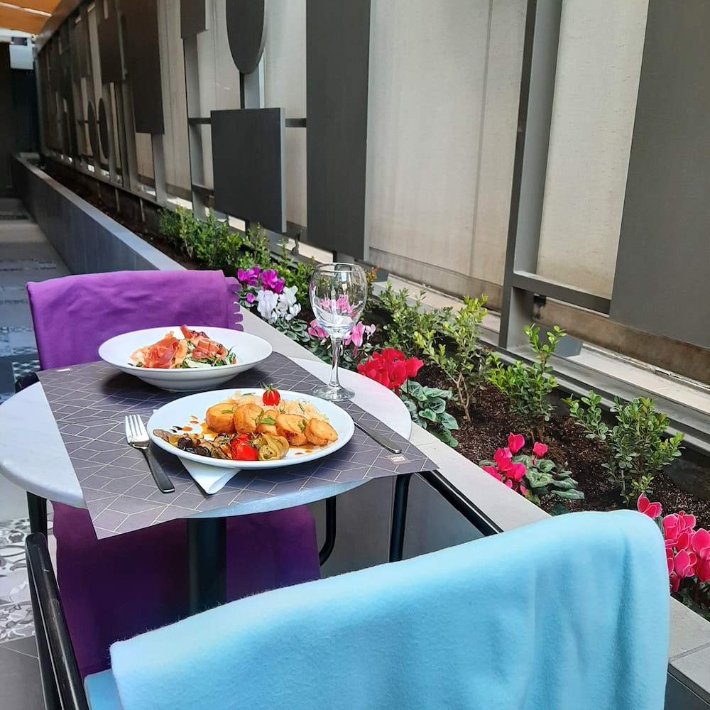 Athenian Montaza Hotel 51/62