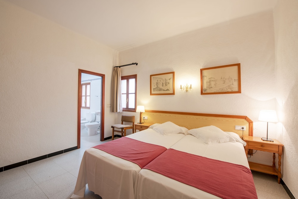 Hotel Sa Baronia 29/72