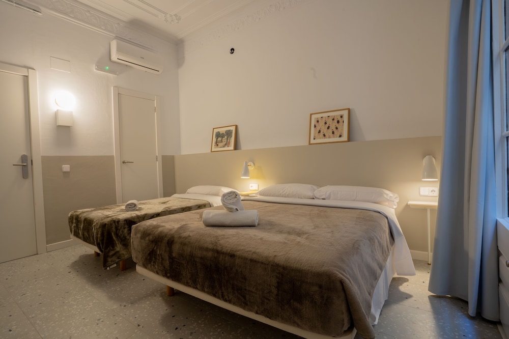 Hostal Hera 11/31