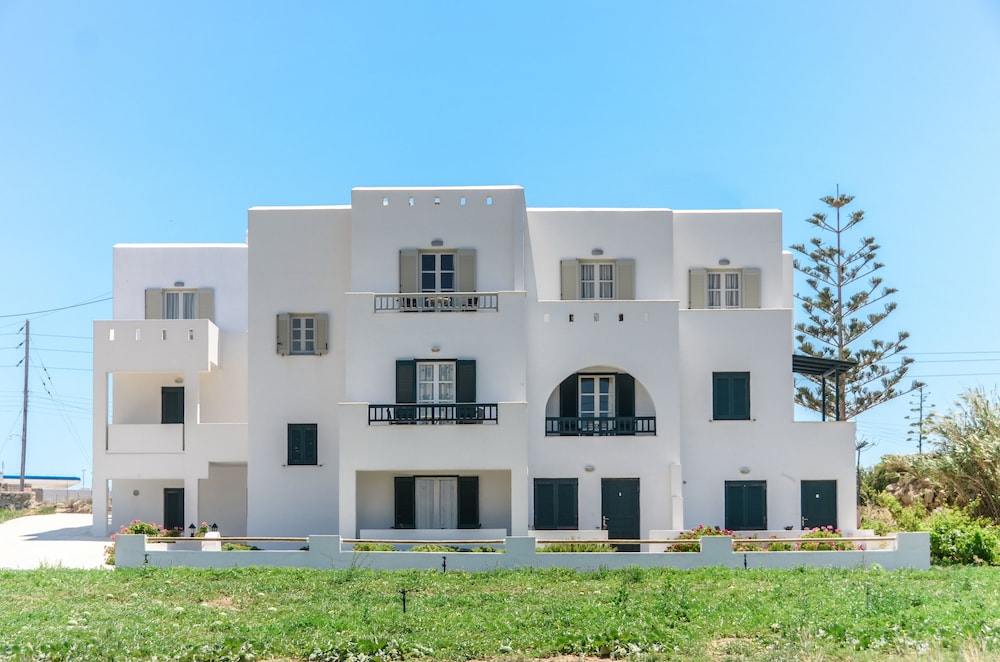 Agnanti Hotel photo1