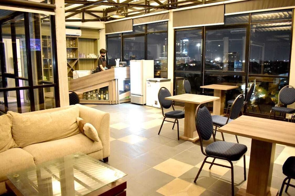 Hotel Aruuman Simpanglima Semarang 31/40