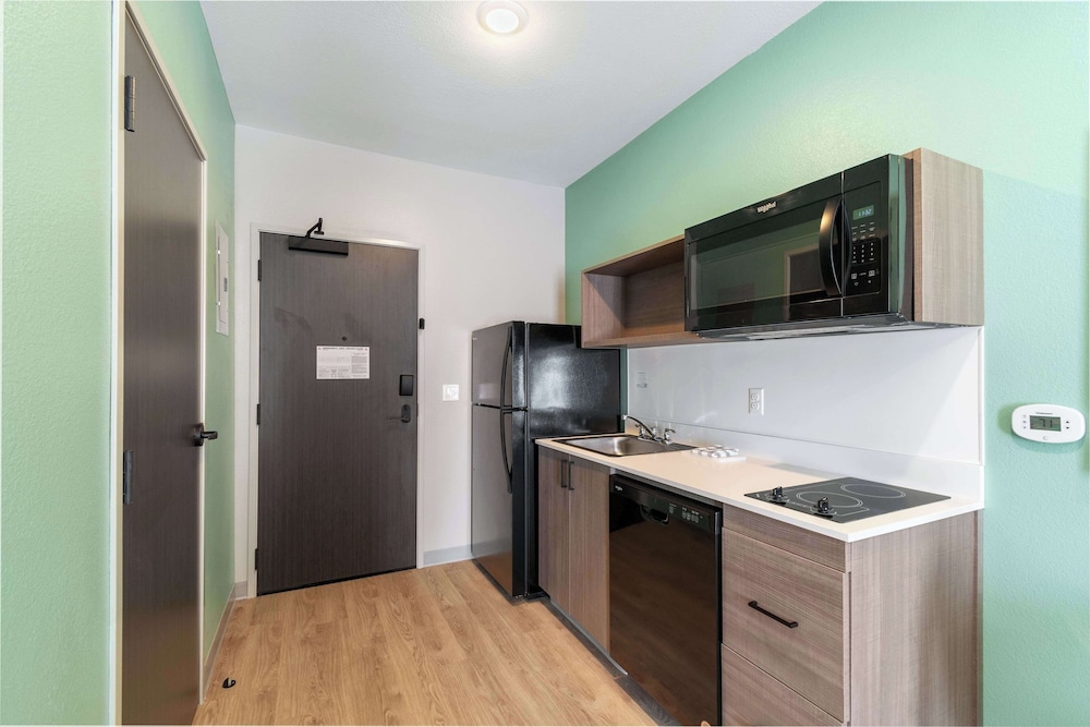 ECHO Suites Extended Stay by Wyndham Dallas Plano/Richardson 62/62
