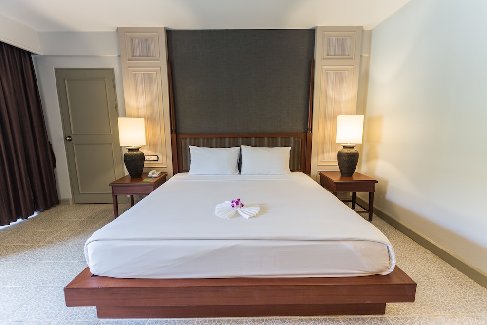 Phuket Orchid Resort And Spa 24/71