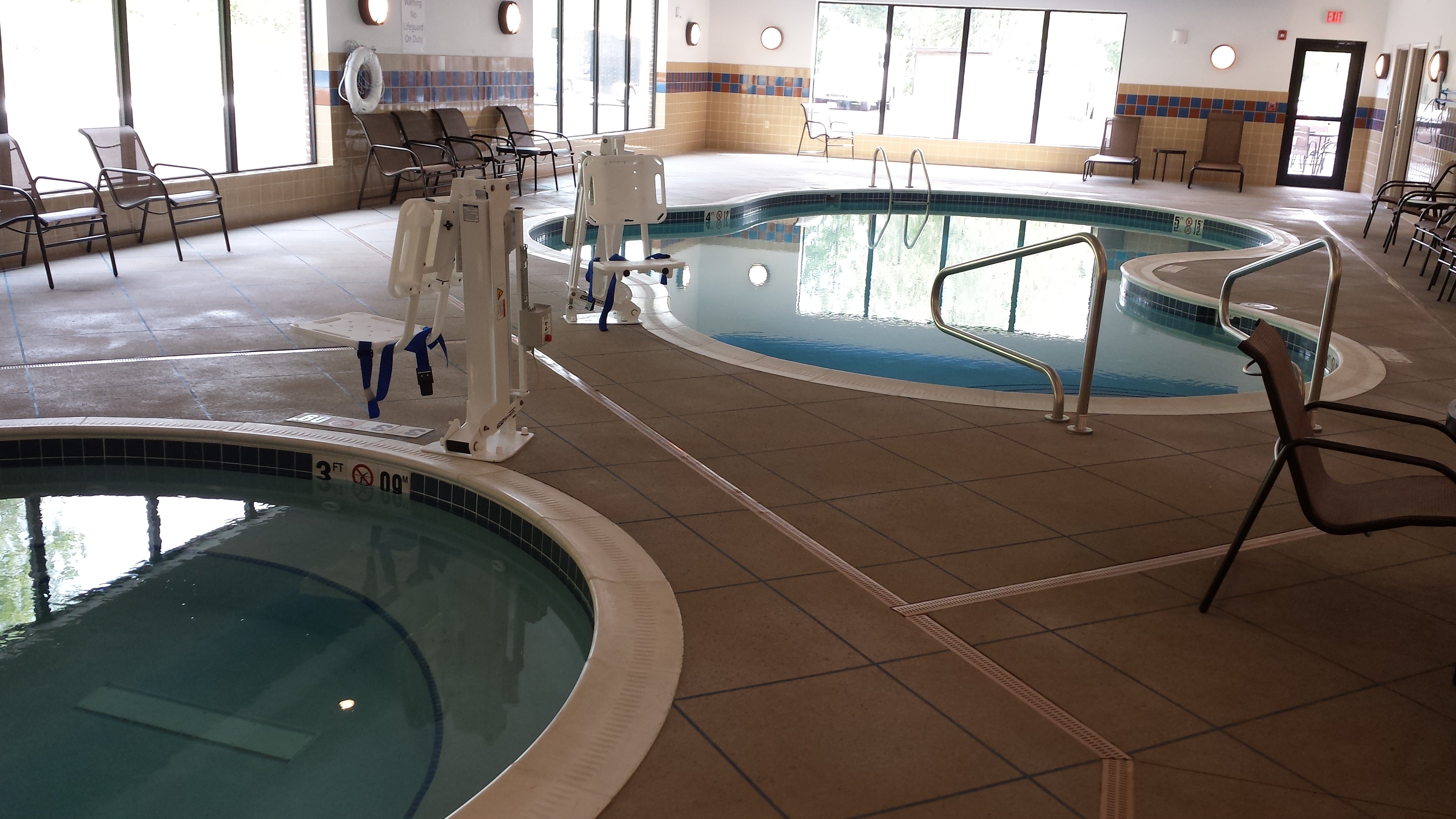 Holiday Inn Express Hotel And Suites Cambridge 27/45