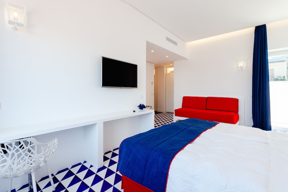 Maison Blu - Intimate Guest House 4/27