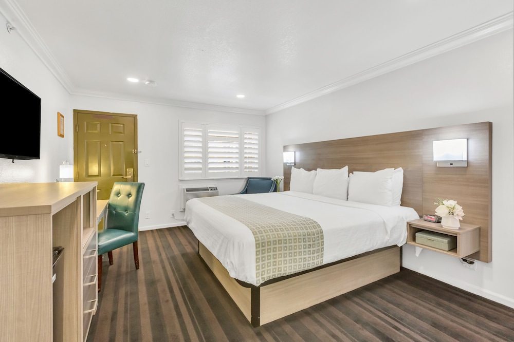 Napa Valley Hotel Suites 24/79