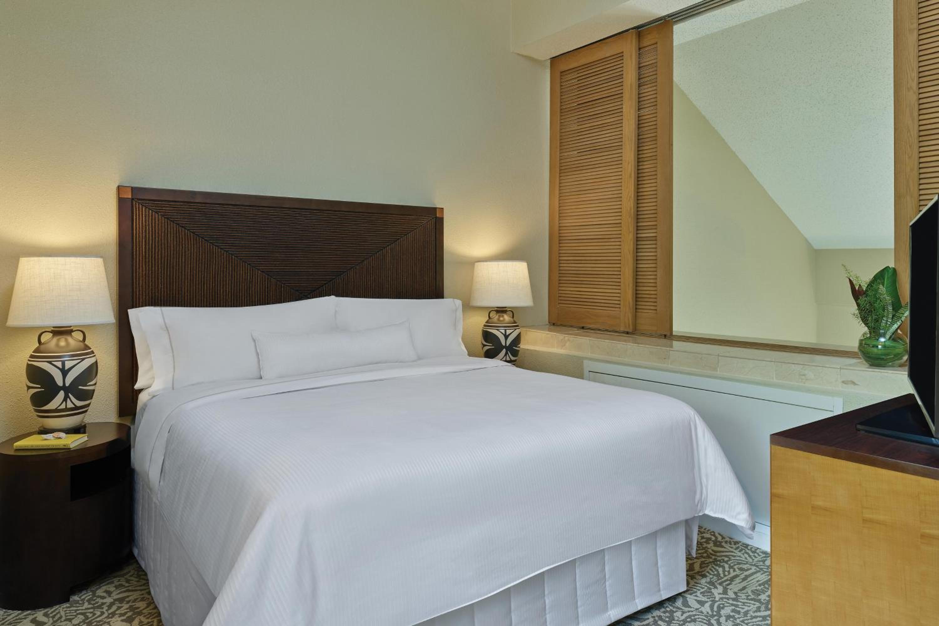 1 Bedroom, Town House, King Bed, Resort View, Sofa