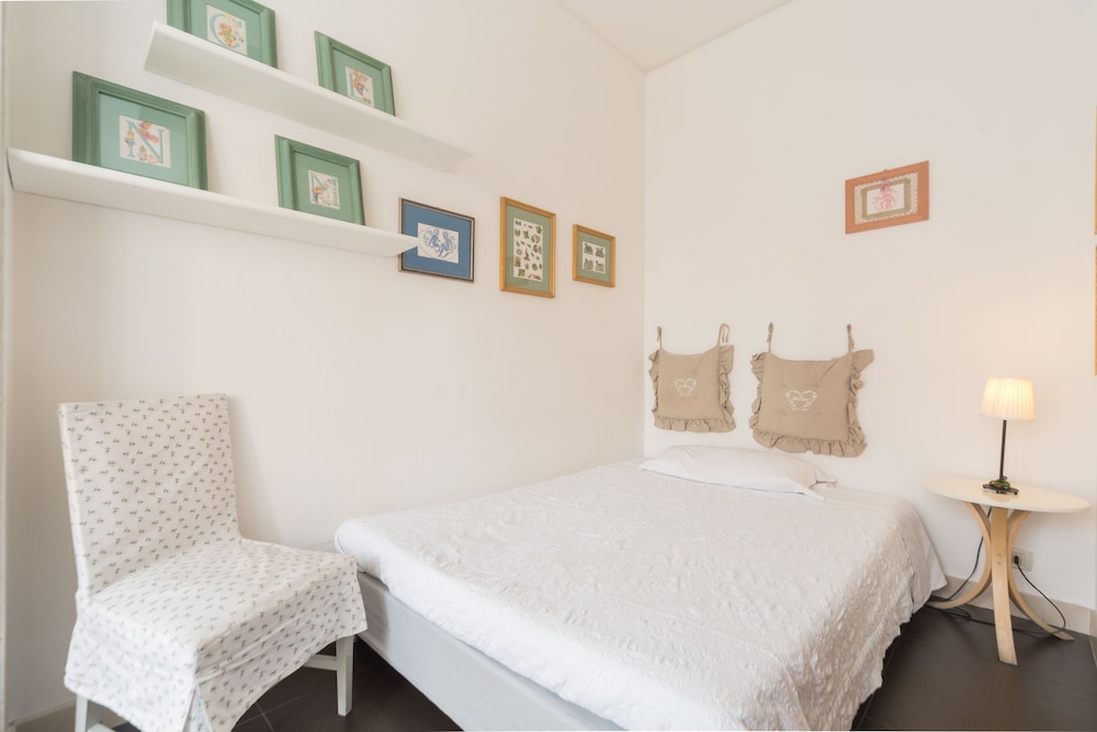 CLASSIC, SINGLE, SINGLE BED, CITY VIEW