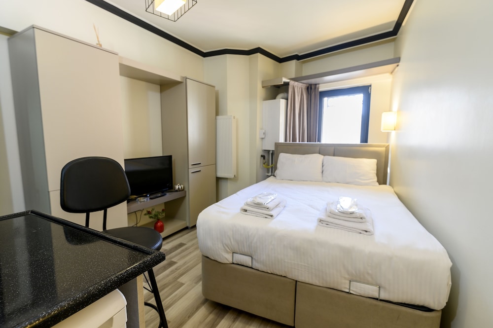 Global Suites Hotel 27/65