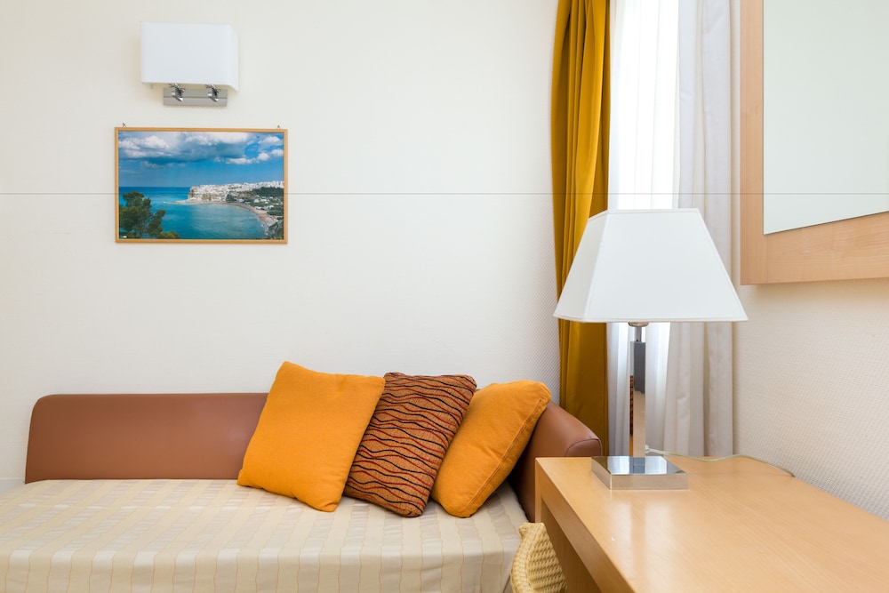 Valtur Baia del Gusmay Beach Resort 12/50