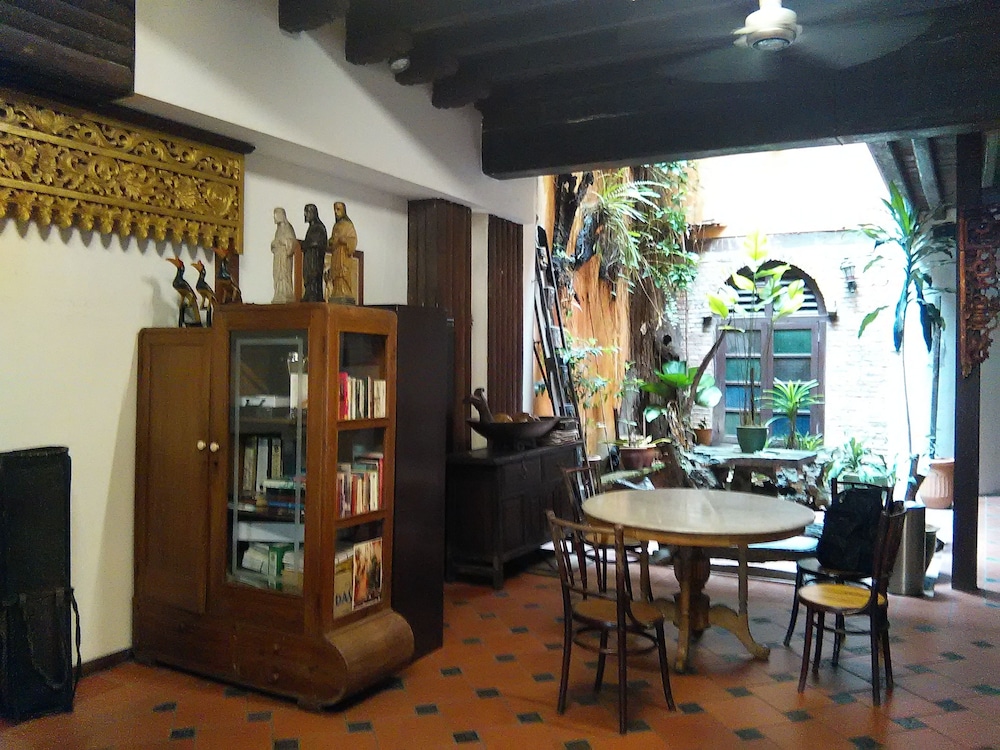 Kuching Waterfront Lodge 32/40