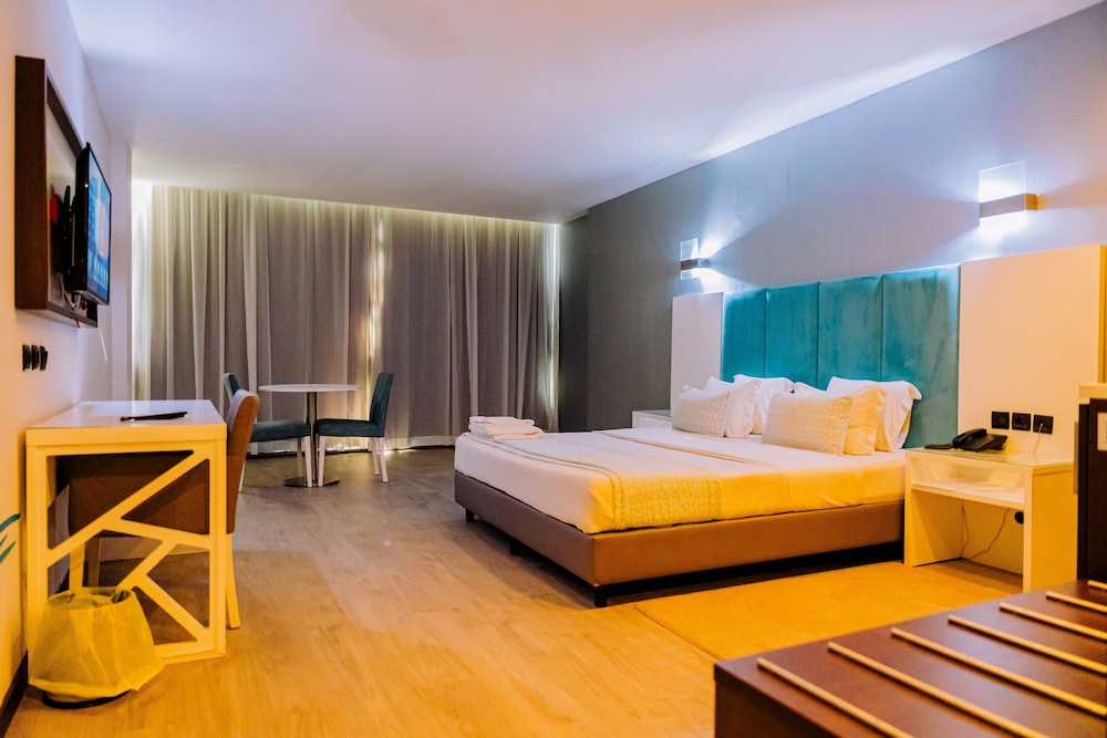 Beira Terrace Hotel 10/50