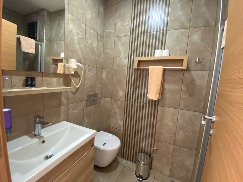 Niconya Port Suite Hotel 7/64