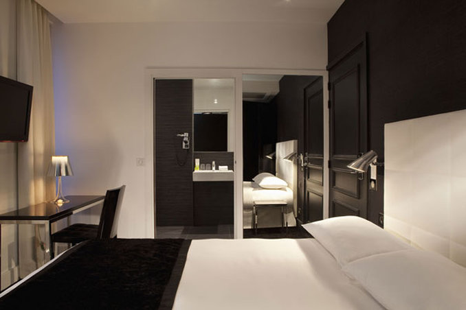 FIRST HOTEL PARIS TOUR EIFFEL 13/48