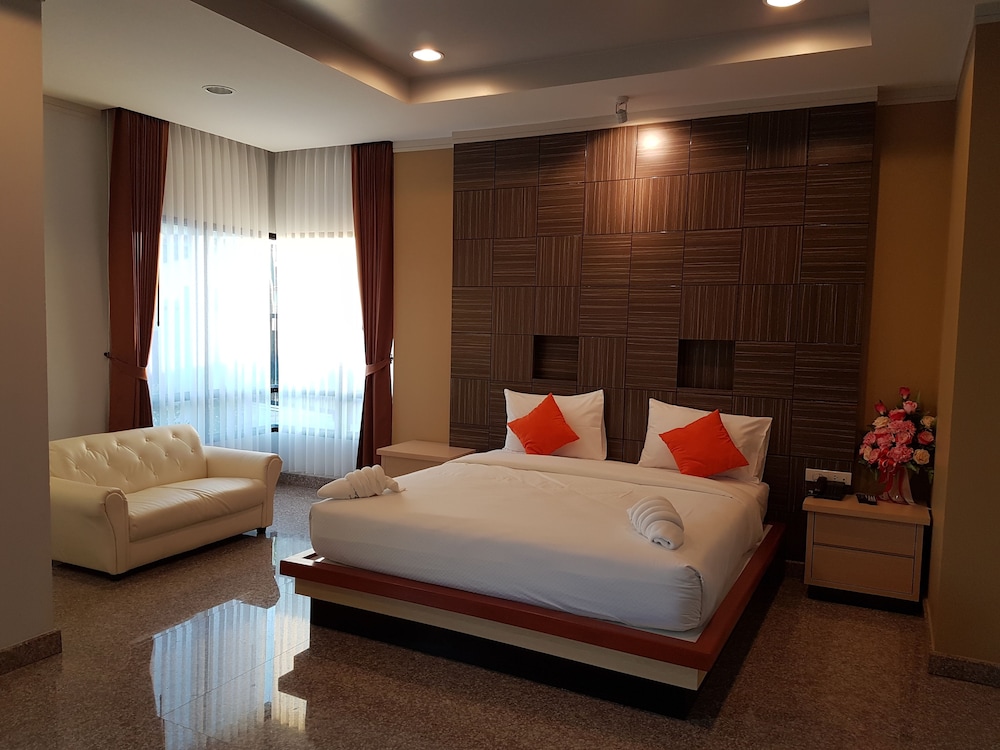 Smile Resort Thungsong 18/46