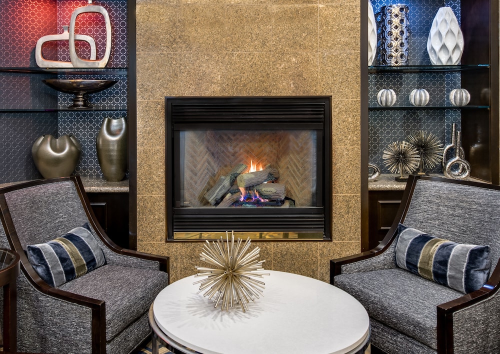 Crowne Plaza Annapolis Hotel 40/80